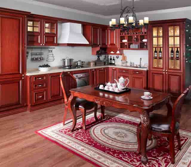 《宁蒗娘娘腔》正式宣布一名女子的诞生 母女亲吻了照片 但婴儿父亲的身份却成了谜