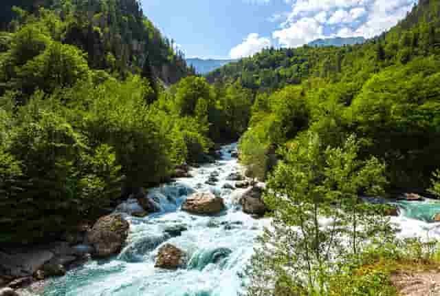 棉服时尚潮流穿搭技巧(男士棉服穿搭技巧)